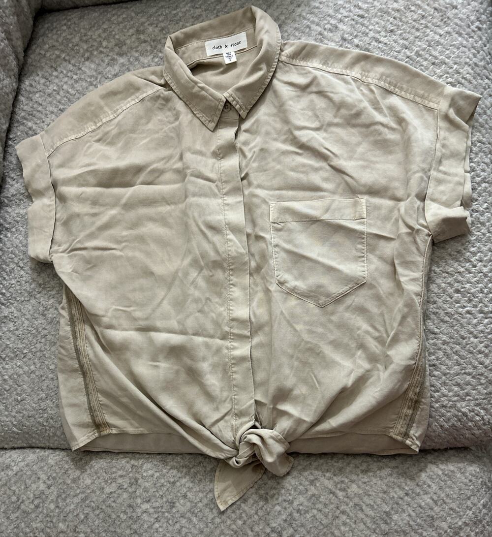 Anthropologie Cloth & Stone Tie Front Button Down Shirt Size S Tan Hidden Button